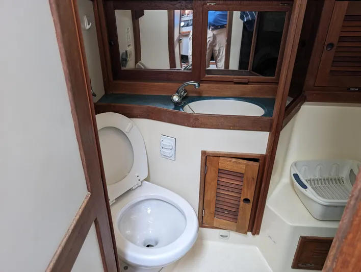 Highlander Yacht Photos Pics Tartan 3500 Highlander