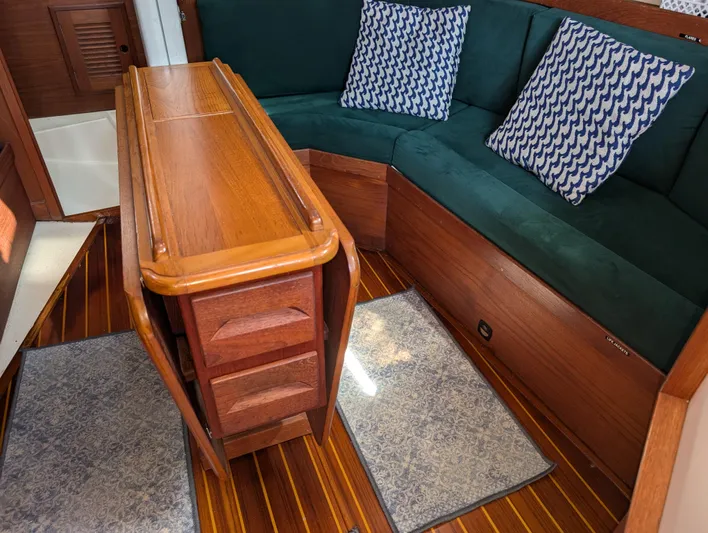 Highlander Yacht Photos Pics Tartan 3500 Highlander