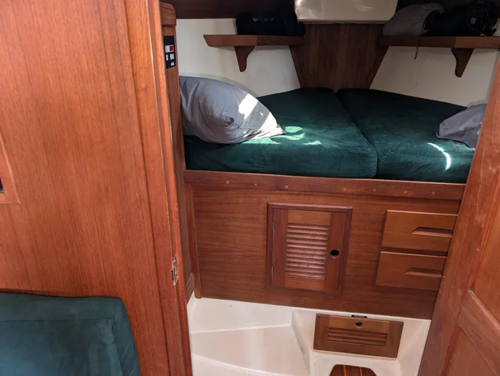 Highlander Yacht Photos Pics Tartan 3500 Highlander