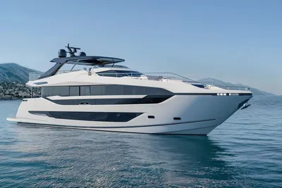 2026 Sunseeker 94 Yacht