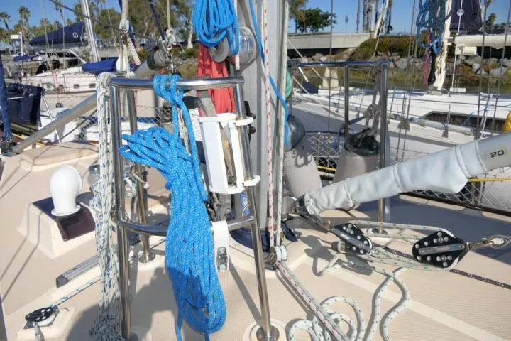 Wild Blue Yacht Photos Pics Deck of 1999 Island Packet 45 sailboat with ropes and rigging equipment.