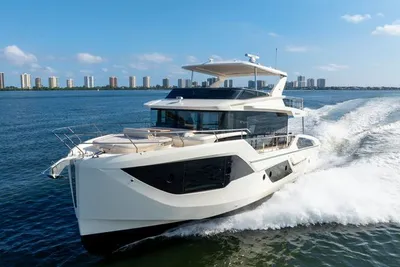 Absolute Navetta 62