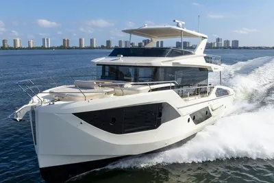 2026 Absolute Navetta 62