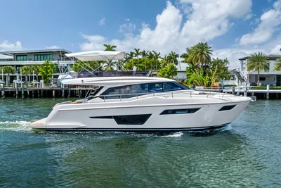 Ferretti Yachts 500