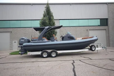 Zodiac MEDLINE 9 NEO Twin 300hp In Stock