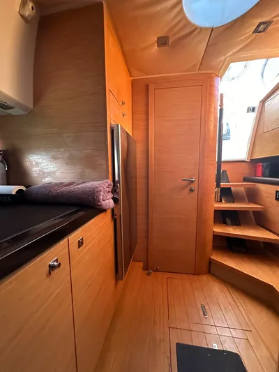 Sessa Marine Key Largo Yacht Photos Pics 