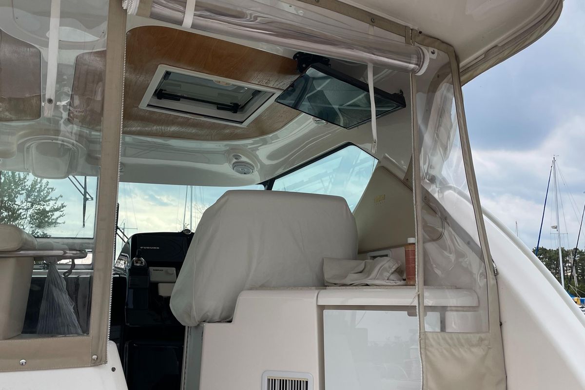 2008 Tiara Yachts 43 