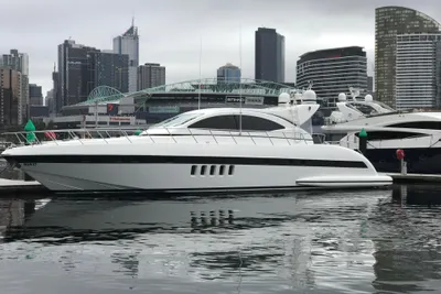 2002 Mangusta 72