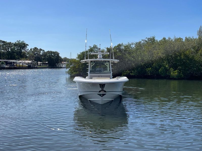 2021 Boston Whaler 380 Outrage
