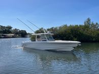2021 Boston Whaler 380 Outrage