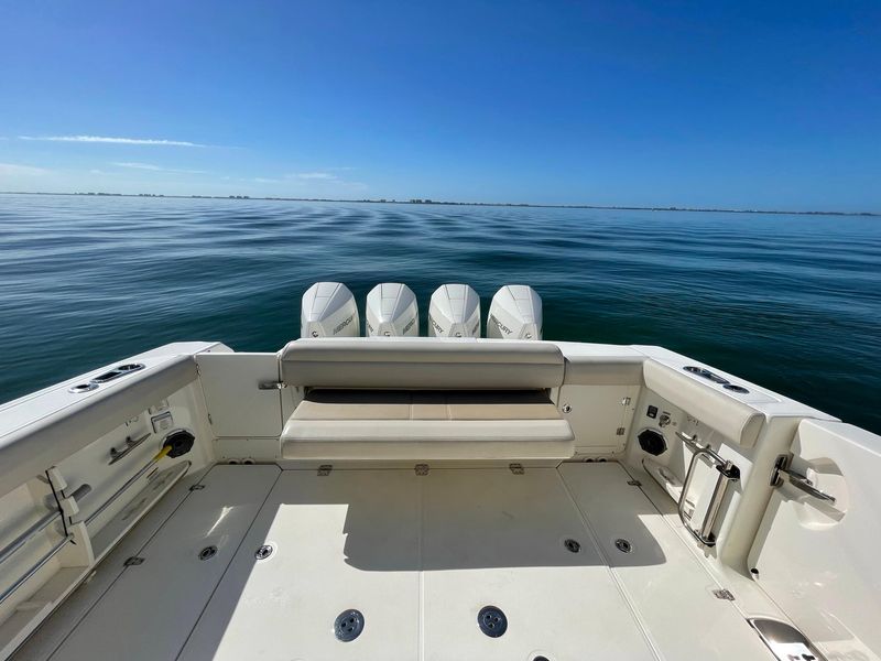 2021 Boston Whaler 380 Outrage