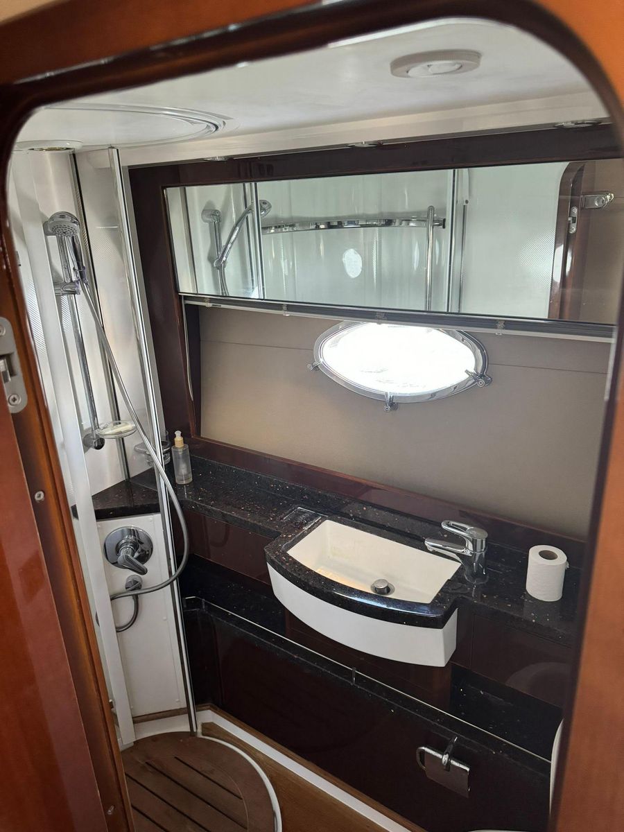 2009 Princess 52 