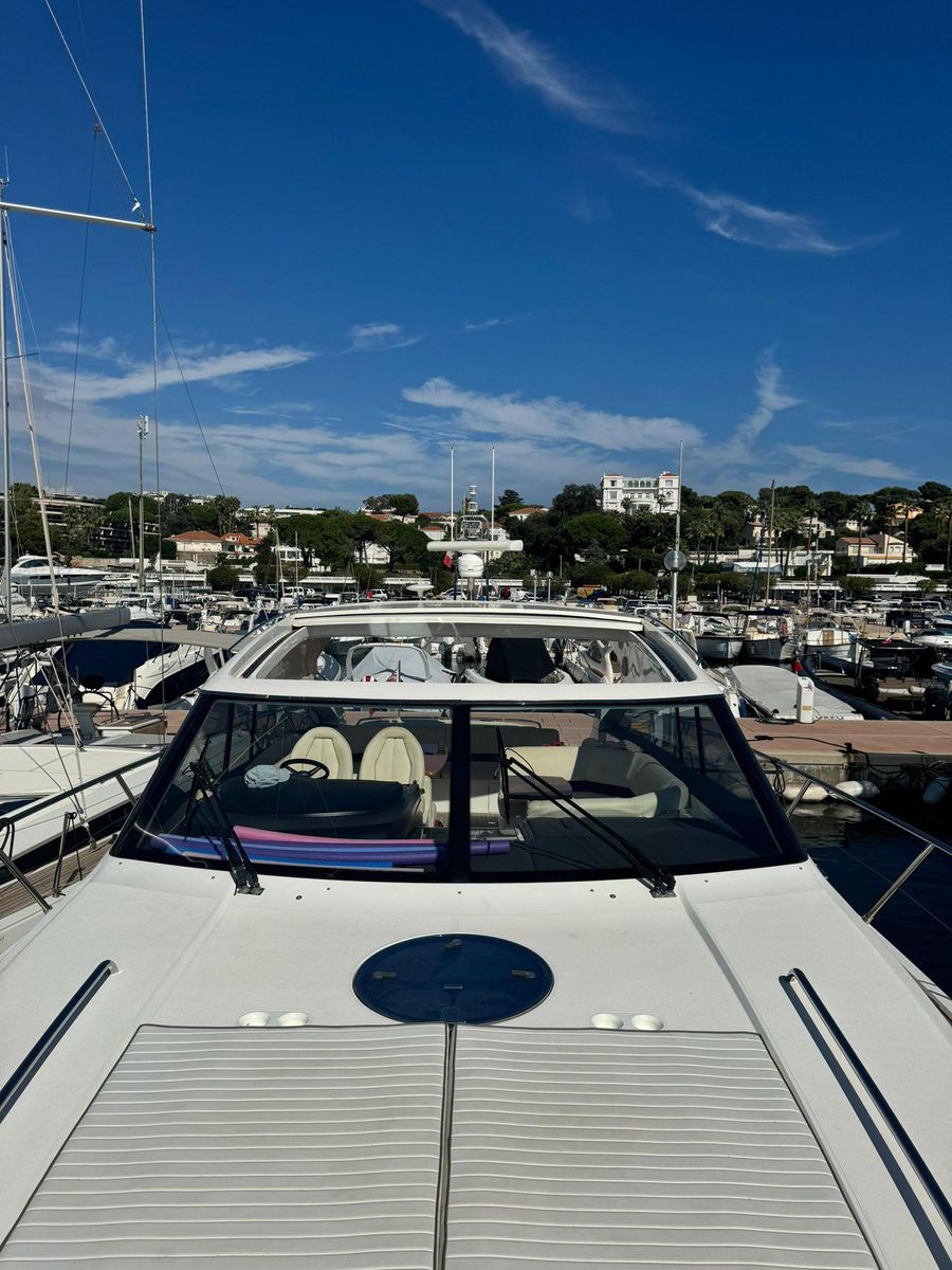 2009 Princess 52 