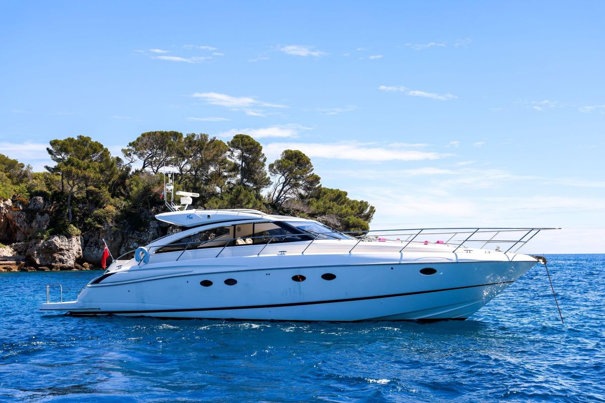 2009 Princess 52 