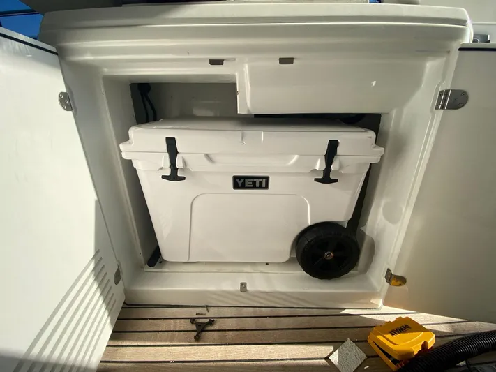 Amor Fati Yacht Photos Pics 