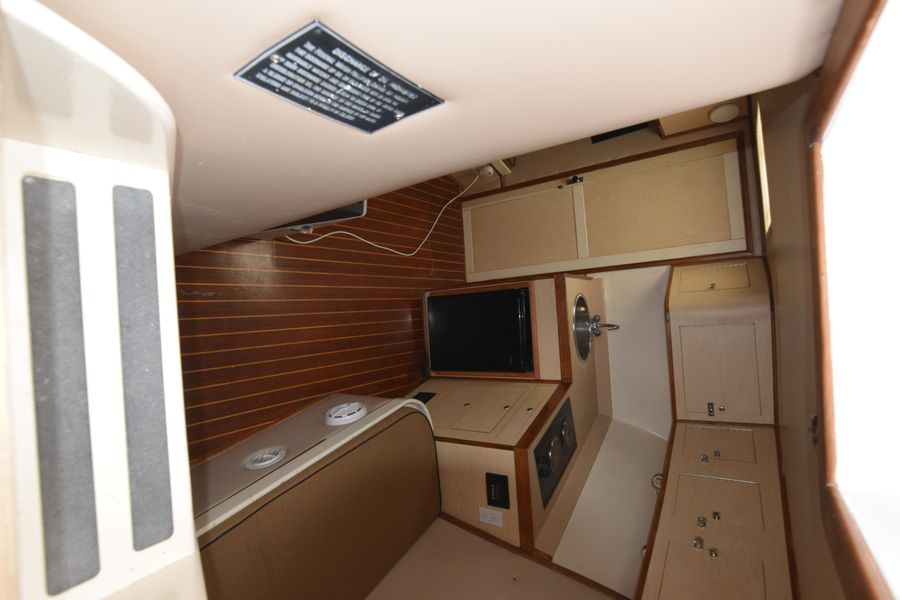 2000 Custom Carolina Atlantic Express