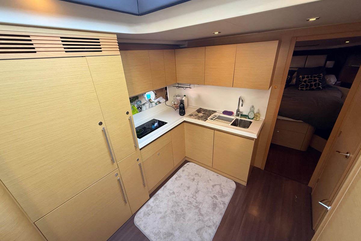 2010 Beneteau 46 