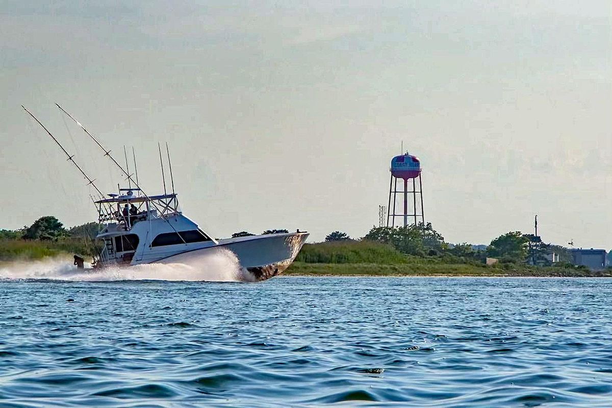 2000 Custom Carolina 60 