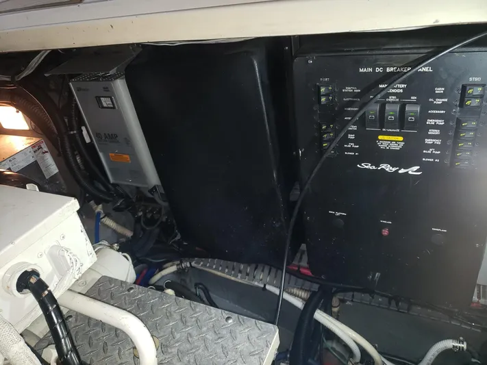 Escondite Yacht Photos Pics Electrical panel and components inside a 2001 Sea Ray 410 Sundancer boat.