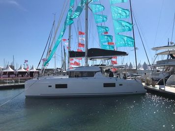 2024 Lagoon 42