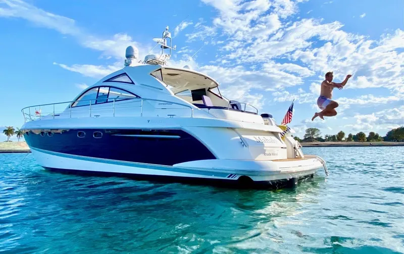 Mahalo Yacht Photos Pics 