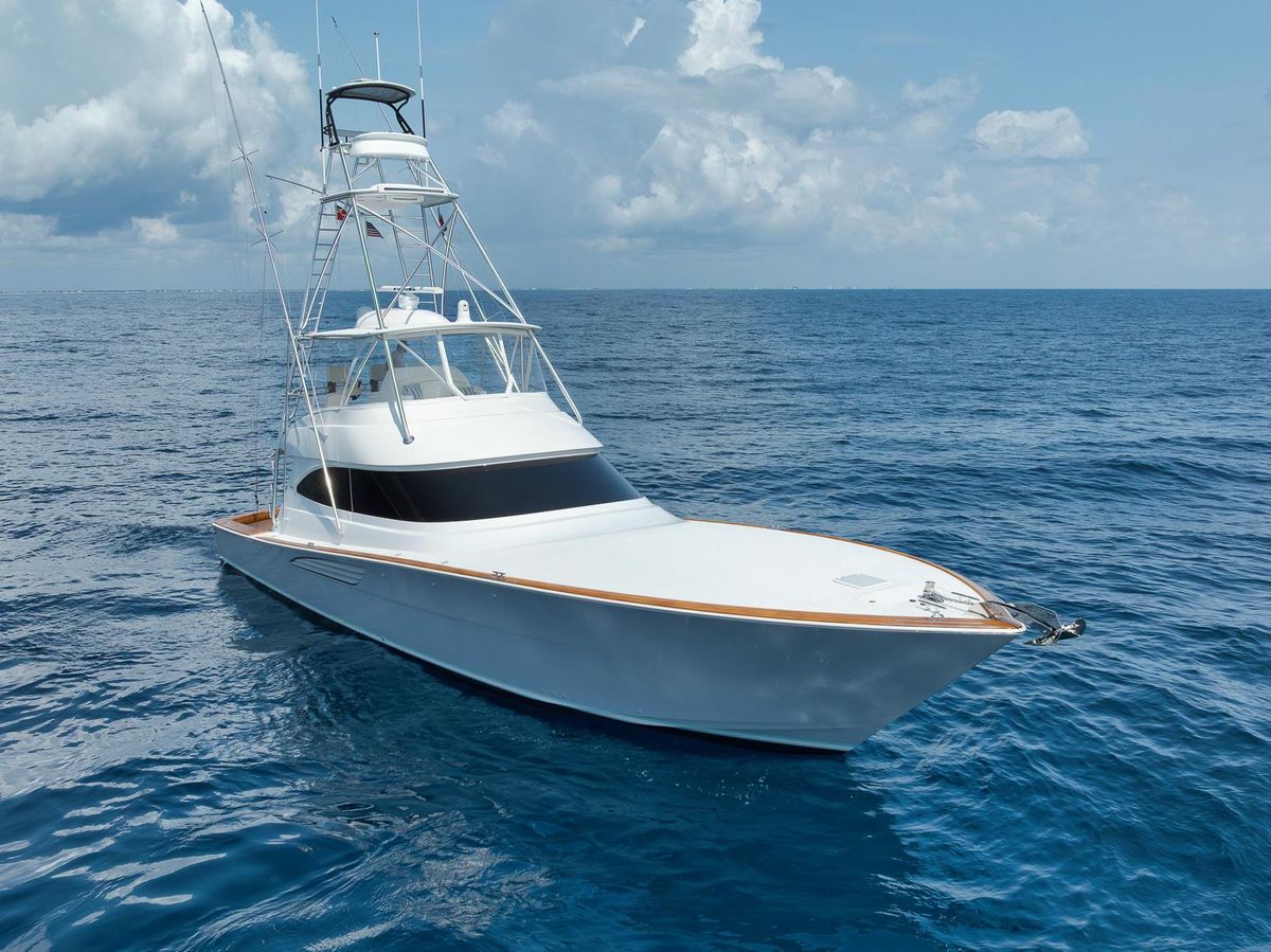 2023 Viking 64 
