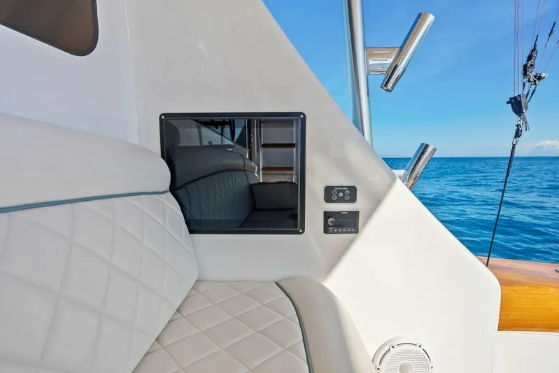 Sin Pelo Yacht Photos Pics 2023 Viking 64 Convertible- SIN PELO- Cockpit