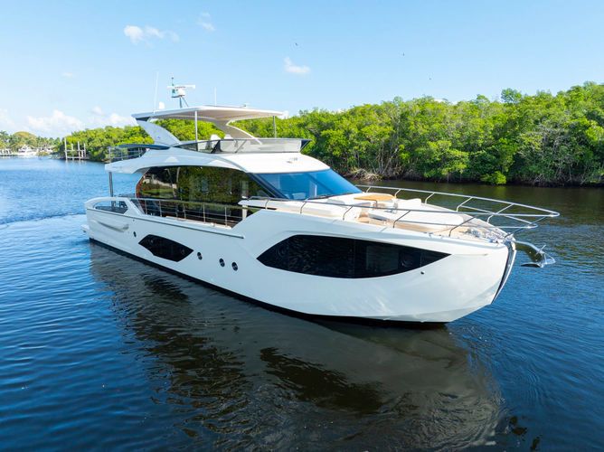 2026 Absolute 70 Fly