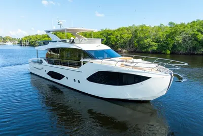 2026 Absolute 70 Fly