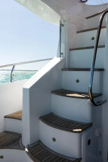 Seanner Yacht Photos Pics Staircase on 2014 Azimut 45 Flybridge yacht with ocean view.