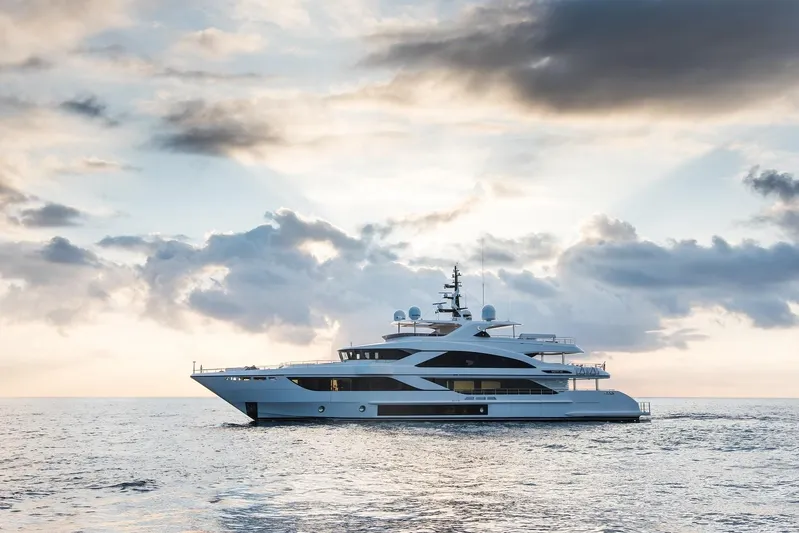  Yacht Photos Pics Manufacturer Provided Image: Manufacturer Provided Image