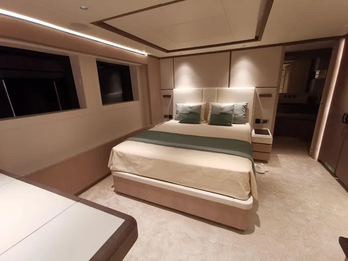  Yacht Photos Pics Manufacturer Provided Image: Manufacturer Provided Image