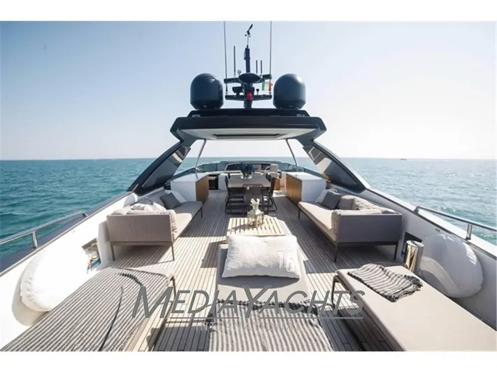  Yacht Photos Pics FLY