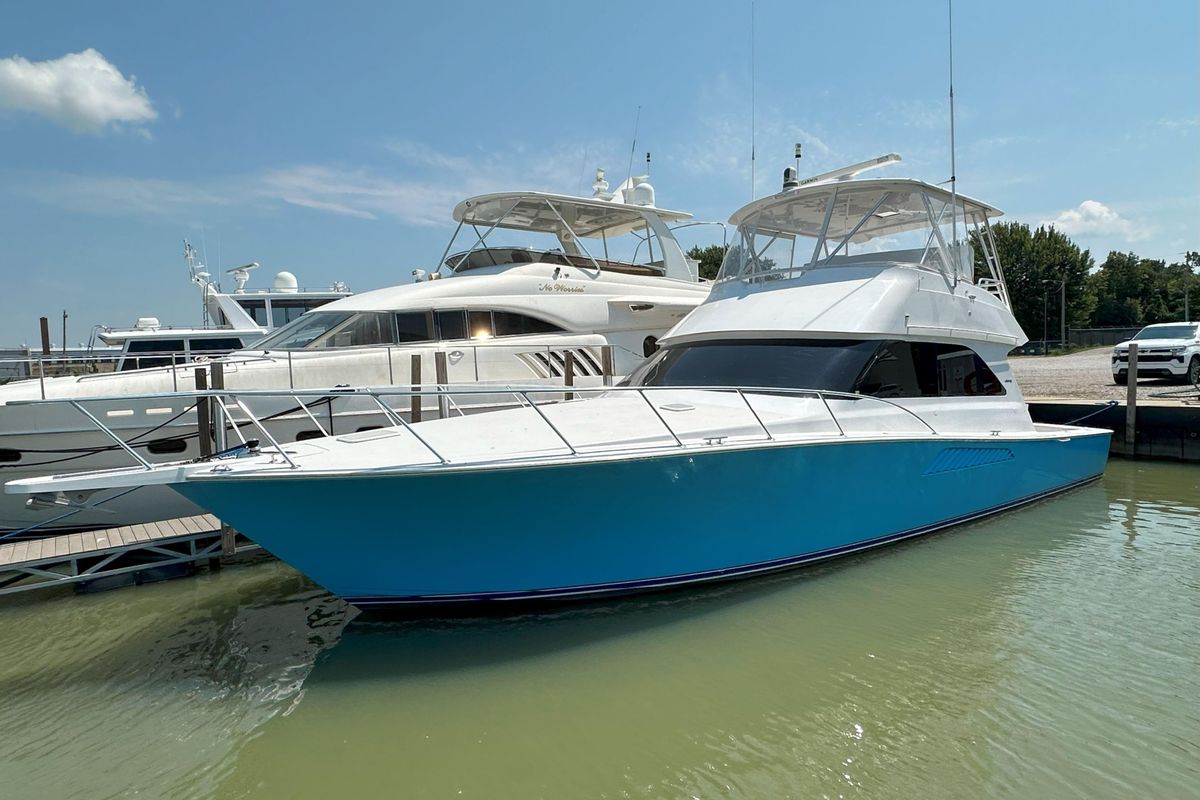 2003 Viking 48 