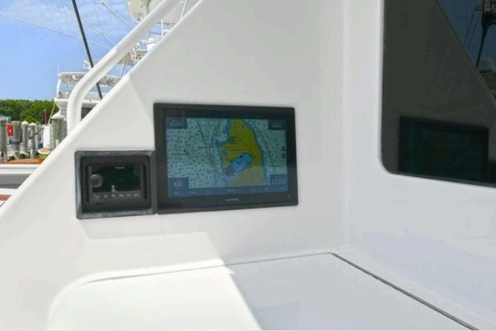 2003 Viking 48 