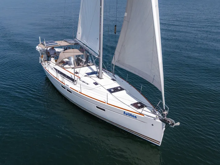 Soliton Yacht Photos Pics 