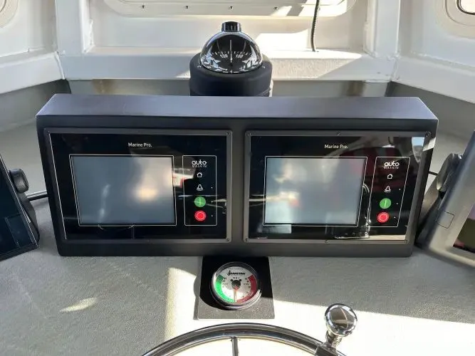  Yacht Photos Pics 2018 Custom 64 Crew Boat - Image 14