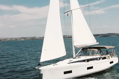 Bavaria C42