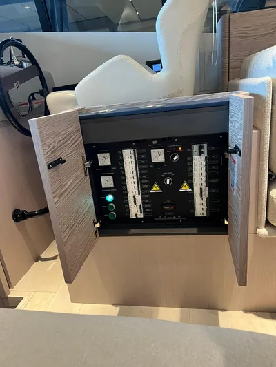 Ferretti 500 Yacht Photos Pics 