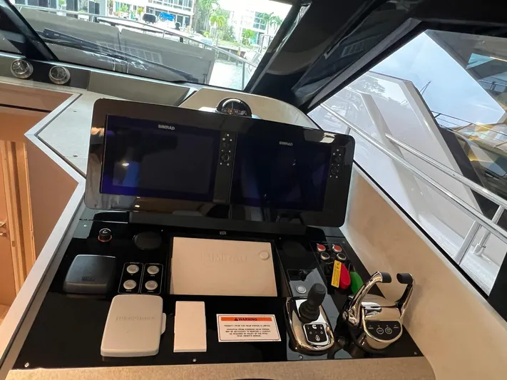 Ferretti 500 Yacht Photos Pics 