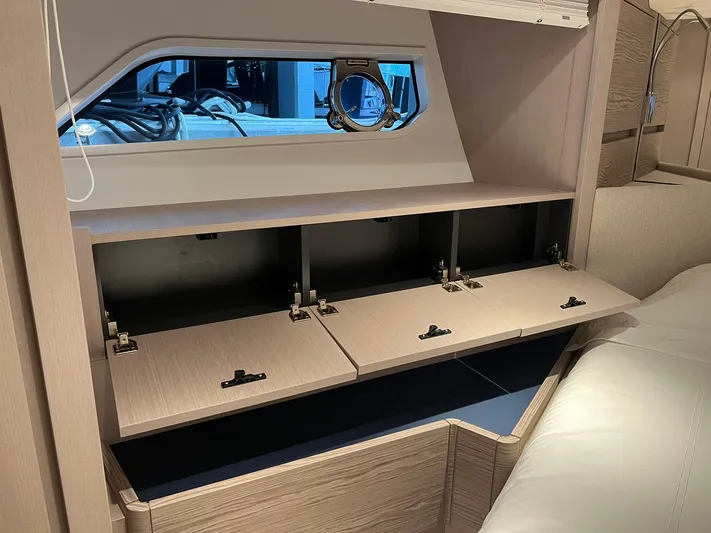 Ferretti 500 Yacht Photos Pics 