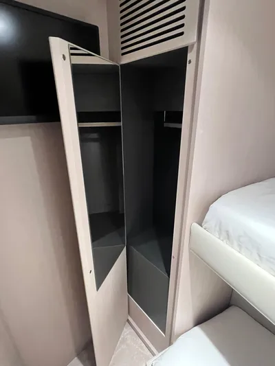 Ferretti 500 Yacht Photos Pics 