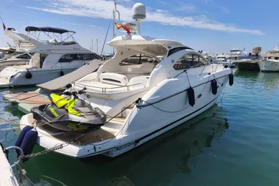 2006 Sunseeker Portofino 47