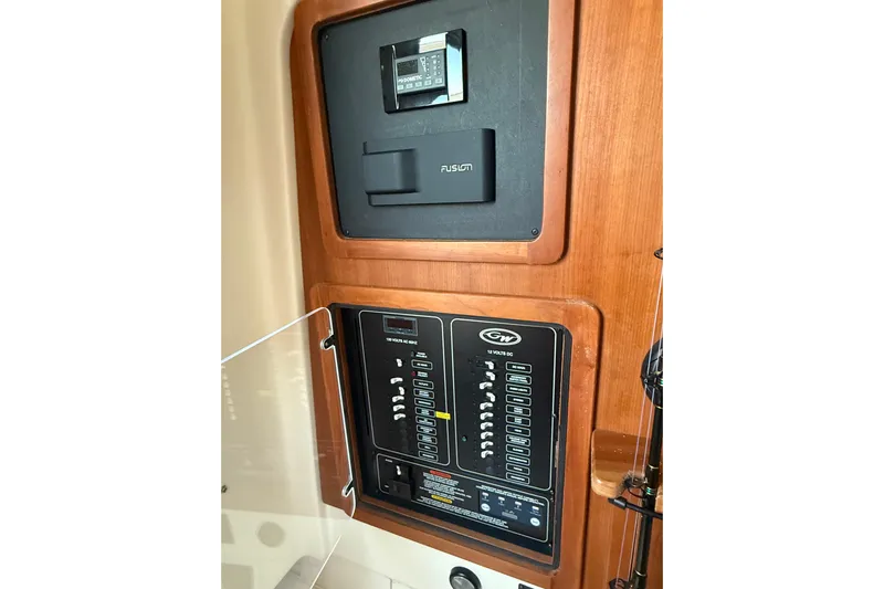 336-420 Brokerage Tyler Yacht Photos Pics Control panel of 2020 Grady-White Canyon 336 boat with Fusion audio system.