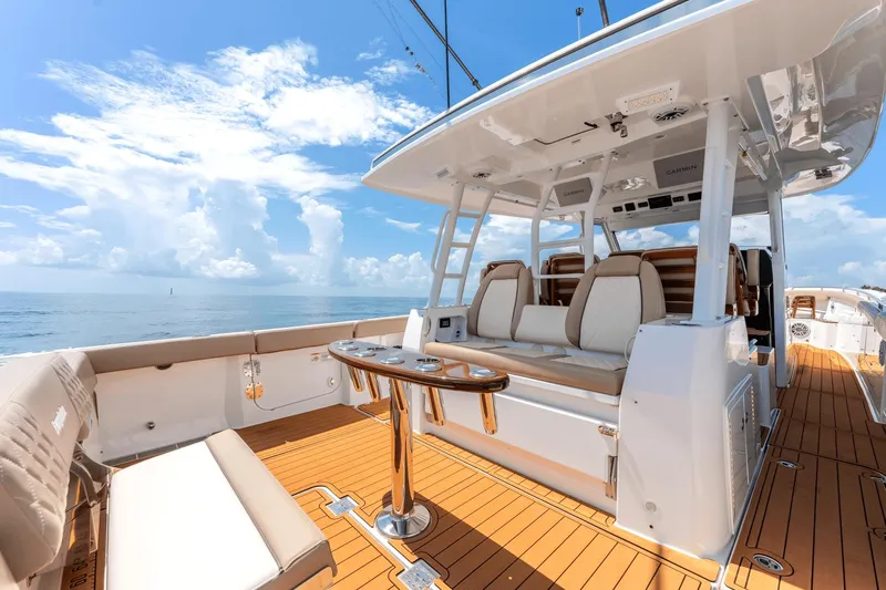 Shine V Yacht Photos Pics 