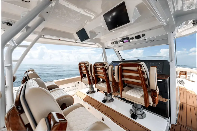 Shine V Yacht Photos Pics 