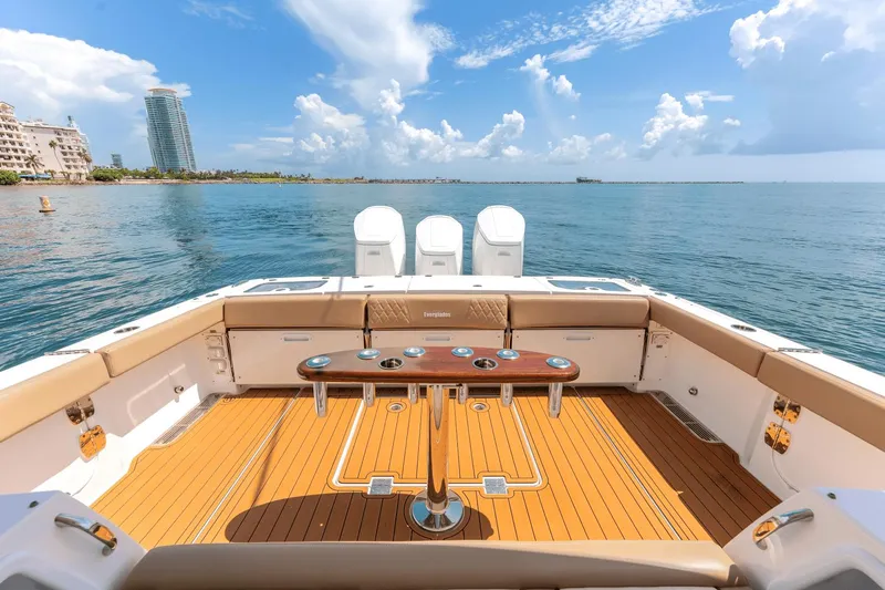 Shine V Yacht Photos Pics 