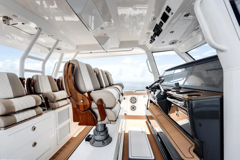 Shine V Yacht Photos Pics 