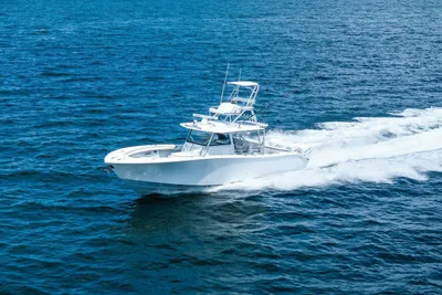Yellowfin 42 Center Console