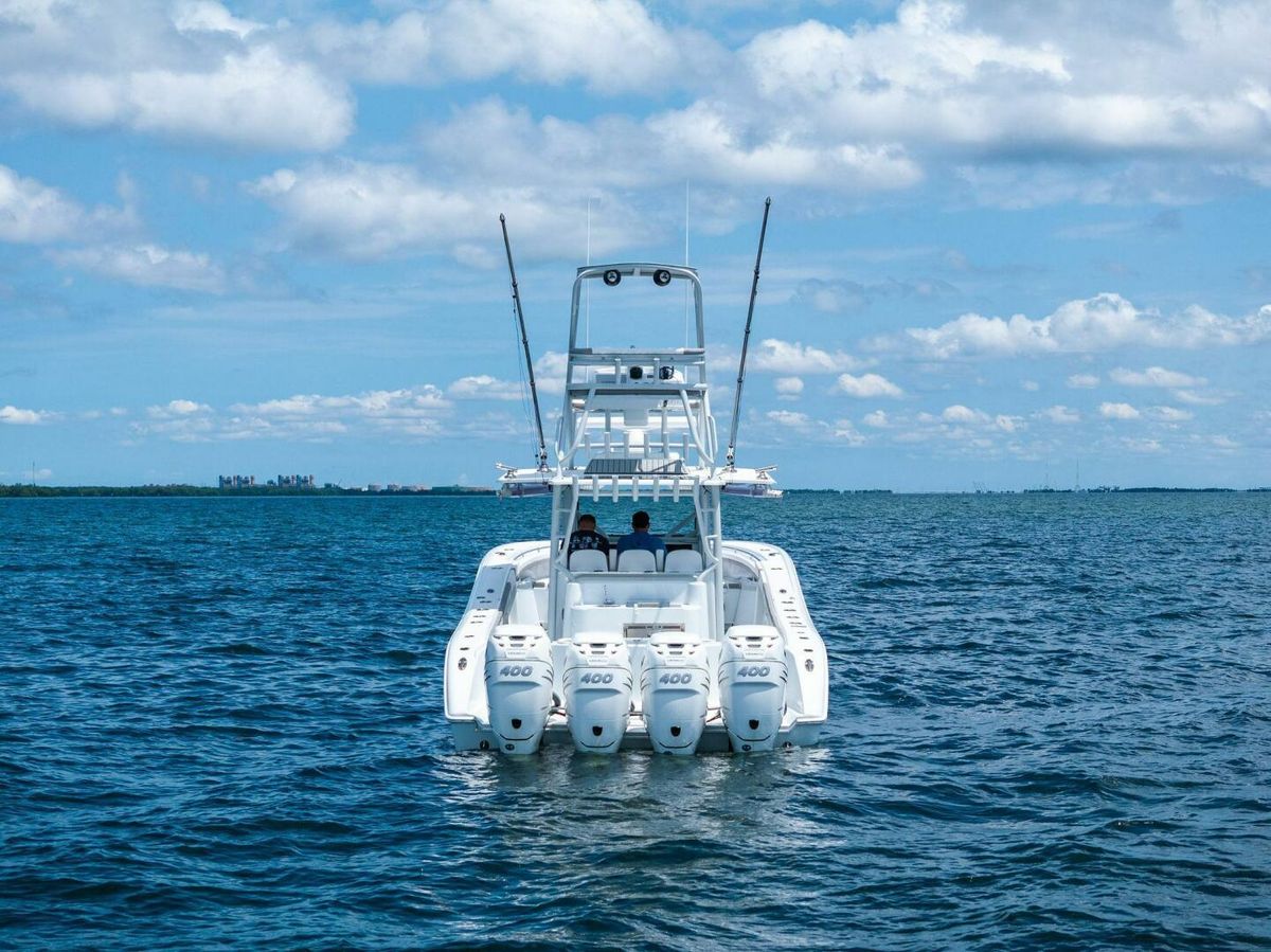 2021 Yellowfin 42 